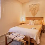 The Savia House - Rooftop & Gym Holiday home *