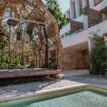Jungle Hideaway 2br/plunge Pool