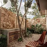 Jungle Hideaway 2br/plunge Pool Apartment *