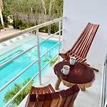 Studio Apartahotel