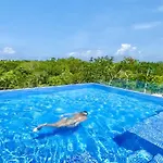 Exclusive Building Infinity Pool And Gym Restaurants And Bar District Nearby Holiday home *