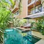 Aldea Zama Tulum