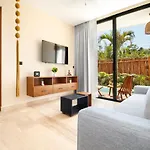 Increible Apartamento En Tulum Piscina Jacuzzi Privado Bbq