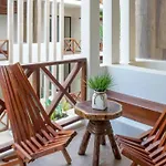 Oasis De Madera En Tulum Con Jacuzzi En El Techo