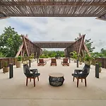 Ariel - Beach Club Access & Gym & Pool & Coworking