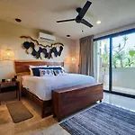 Spacious & Comfy Penthouse Oasis With Plunge Pool Apartamento