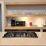 Kin House Downtown Apartamento
