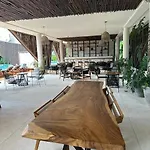 Cozy Getaway With Amazing Pool