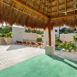 Hotel Collection O Faisano Boutique Luxury Hotel, (adults Only) 3*