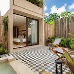 Hotel Collection O Faisano Boutique Luxury Hotel, (adults Only) 3*
