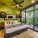 Divine 2br On Cenote Gym *