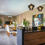 Casa Lou, Large House And Pool, Beach Club Access