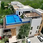 Holiday home Exclusive Building Infinity Pool And Gym Restaurants And Bar District Nearby Tulum