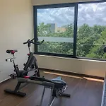 Exclusive Building Infinity Pool And Gym Restaurants And Bar District Nearby Holiday home *