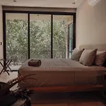 Art House Studio Gym-Pool-Rest