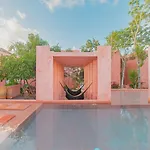 Tulum 2Bd Vacation Spot Pool Beach Clubs