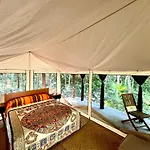 Glamping Bunga Lotus Campsite Tulum