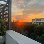 Stunning 2 Bd Ph W Private Pool