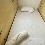 Hostal La Casa De Los Viajeros