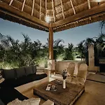 240m2 - 16 Persons - 6 - 2 Swimming Pool - 3 Jacuzzis * Tulum