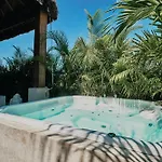 Villa 240m2 - 16 Persons - 6 - 2 Swimming Pool - 3 Jacuzzis Tulum