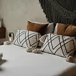 240m2 - 16 Persons - 6 - 2 Swimming Pool - 3 Jacuzzis Villa