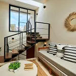 Dhalia - Private Roof With Pool & Beach Club Access