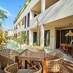 Apartamento Spacious & Comfy Penthouse Oasis With Plunge Pool *