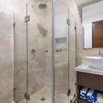 Menesse Luxury By Spot Apartment *