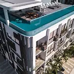 Luxury Condo At Mya Pool, Chef Transport Inclusive