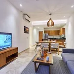 Chic Apartment In Tulum With Private Balcony Pool Shared Lounge Area & Gym