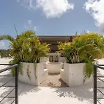 Seremonia Studios by Vida de Playa Rentals