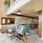 Luxury Beachfront Penthouse With Private Pool Apartamento