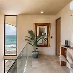 Apartamento Luxury Beachfront Penthouse With Private Pool *