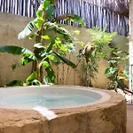 In The Heart Of - Location In Town Apartamento Tulum