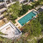 Beautiful & Brand New 2Br Gated Community Pool