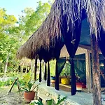 Campsite Glamping Bunga Lotus Tulum