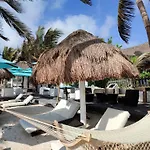 Estrellas - Located At The Party Zone Hotel 4*