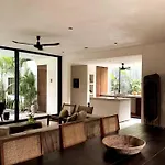 Villa Kaan In Holistika, - Private Pool, Garden & Rooftop