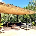 Villa Kaan In Holistika, - Private Pool, Garden & Rooftop