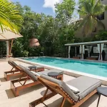 Arthouse Tulum Iconic Apartment Beach Club Access