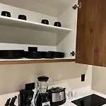 Comfy 5 Mins From Apartamento