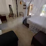 Hotel Luv 3*