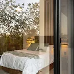 Apartment New 2 Bed Bath -