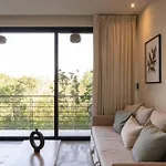 Apartment New 2 Bed Bath -