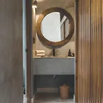Urbano By Sundara Apartahotel