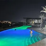012 Modern Studio Luxurious Condo Wifi 100 Mb
