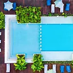 Bakal 303, Estudio Con Balcon Centrico