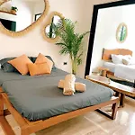Jungle Suite 10 Mins To Beaches Y Trendy Hotspots
