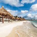 Departamento 5, Country Home, Con Muelle De Pesca, Club De Playa, Alberca, Cenote Y Campo De Golf, Contrata Day Pass Bahia Principe Apartment